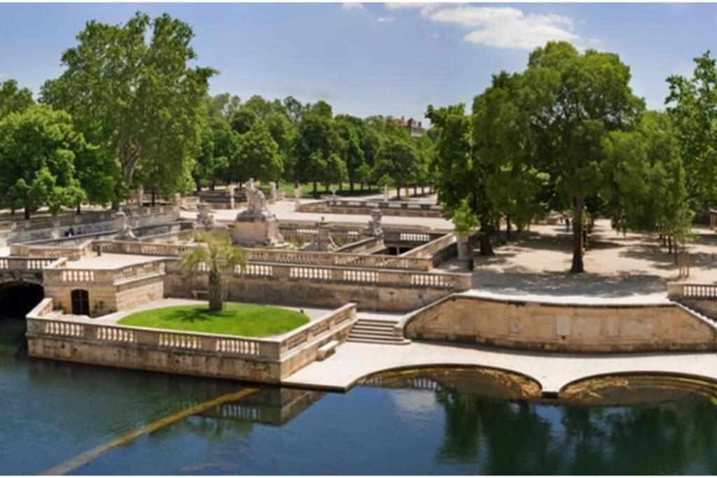 Le studio D'auguste- Cœur de Nîmes-chaleureux-emplacement idéal Esterno foto